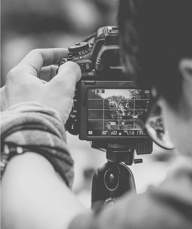 PHOTOGRAPHER