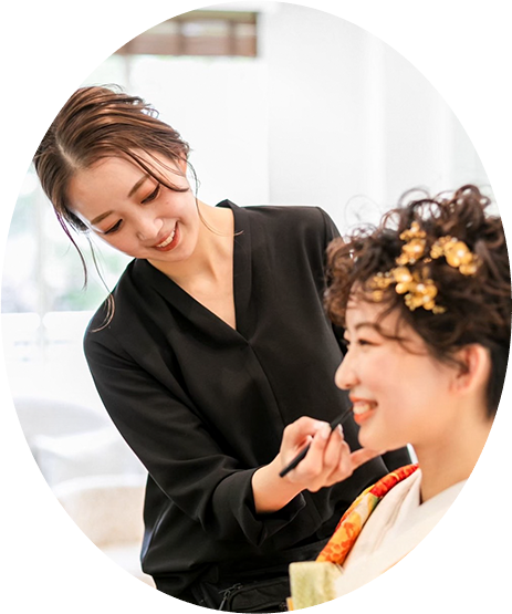 HAIR & MAKEUP ARTIST